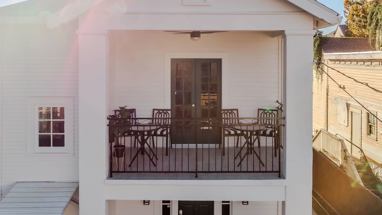 Photo of Patio Balcony in Touro
