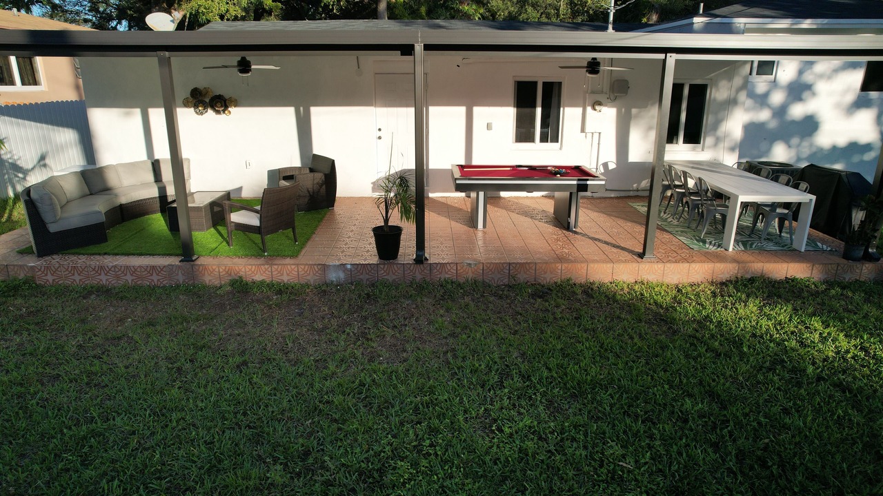 Photo of Outdoor in Golden Glades
