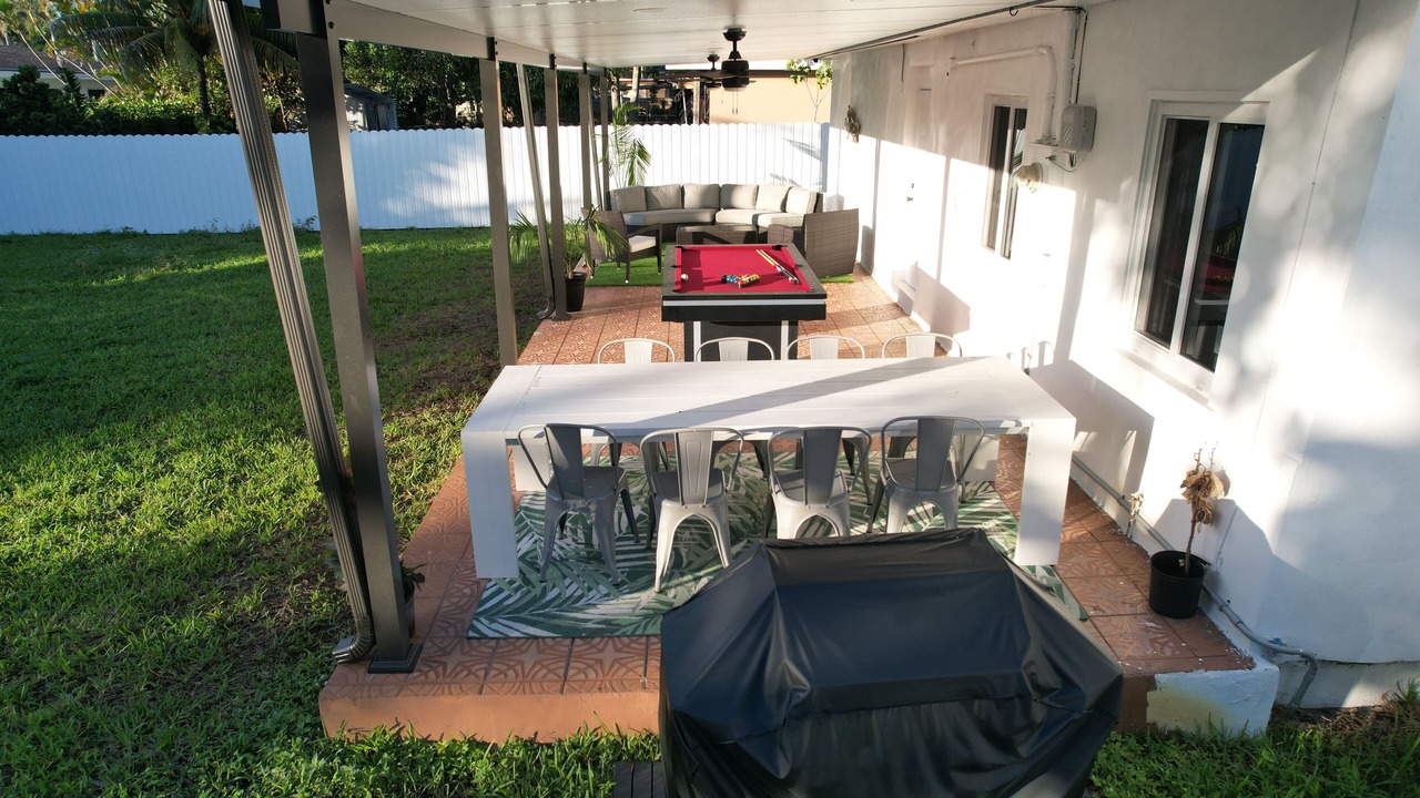 Photo of Outdoor in Golden Glades