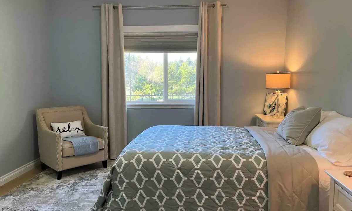 Photo of Bedroom in Ferndale
