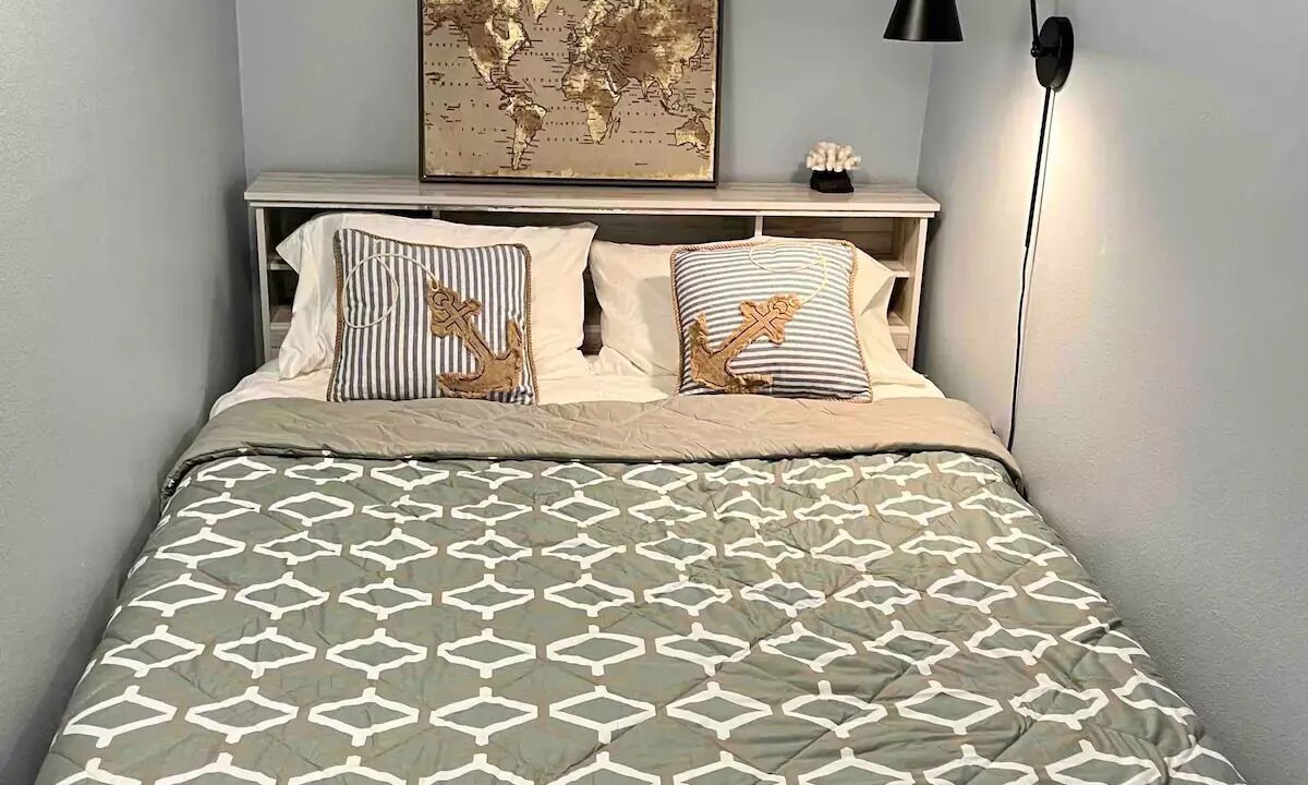 Photo of Bedroom in Ferndale