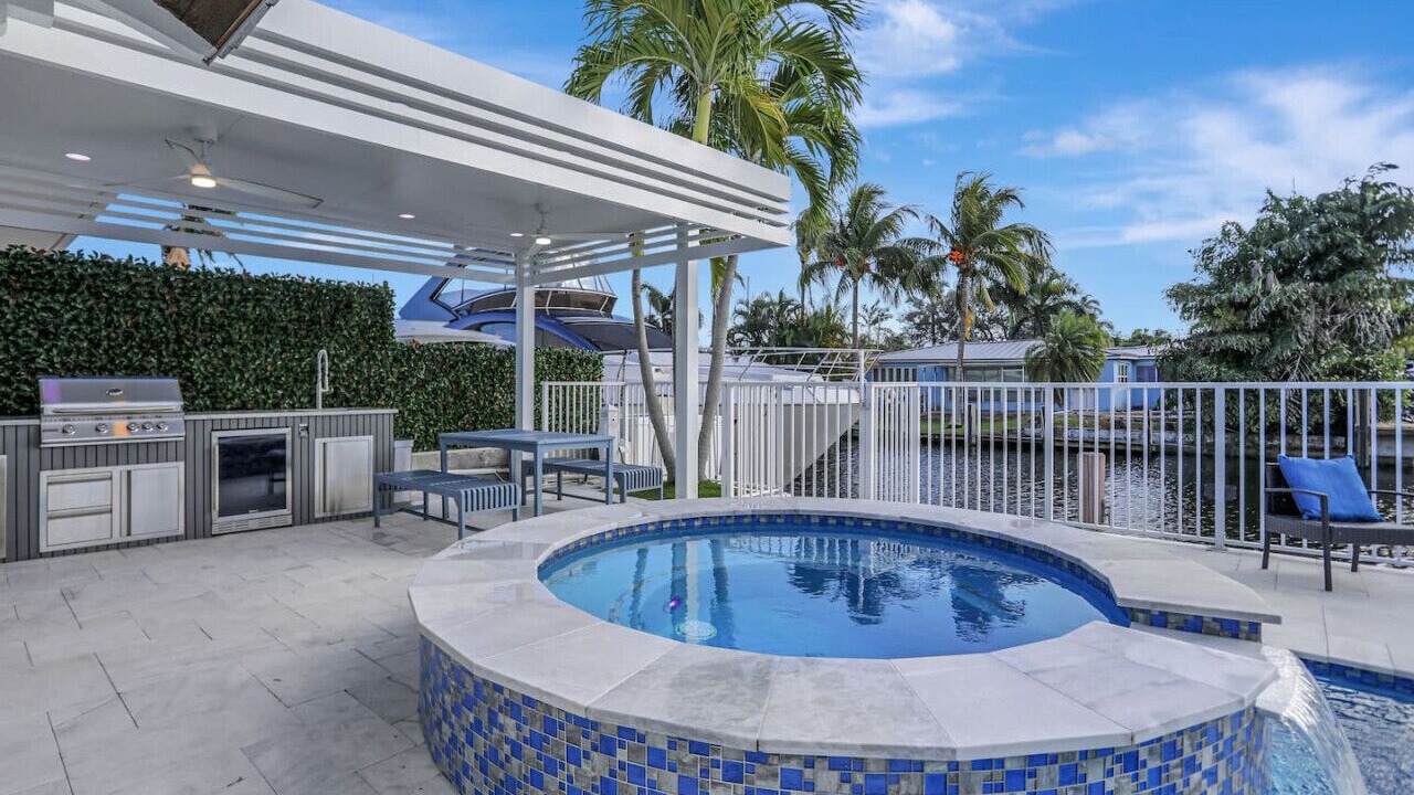Photo of Outdoor in South New River Isles