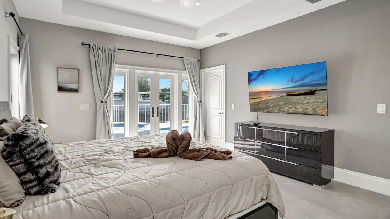 Photo of Others in South New River Isles