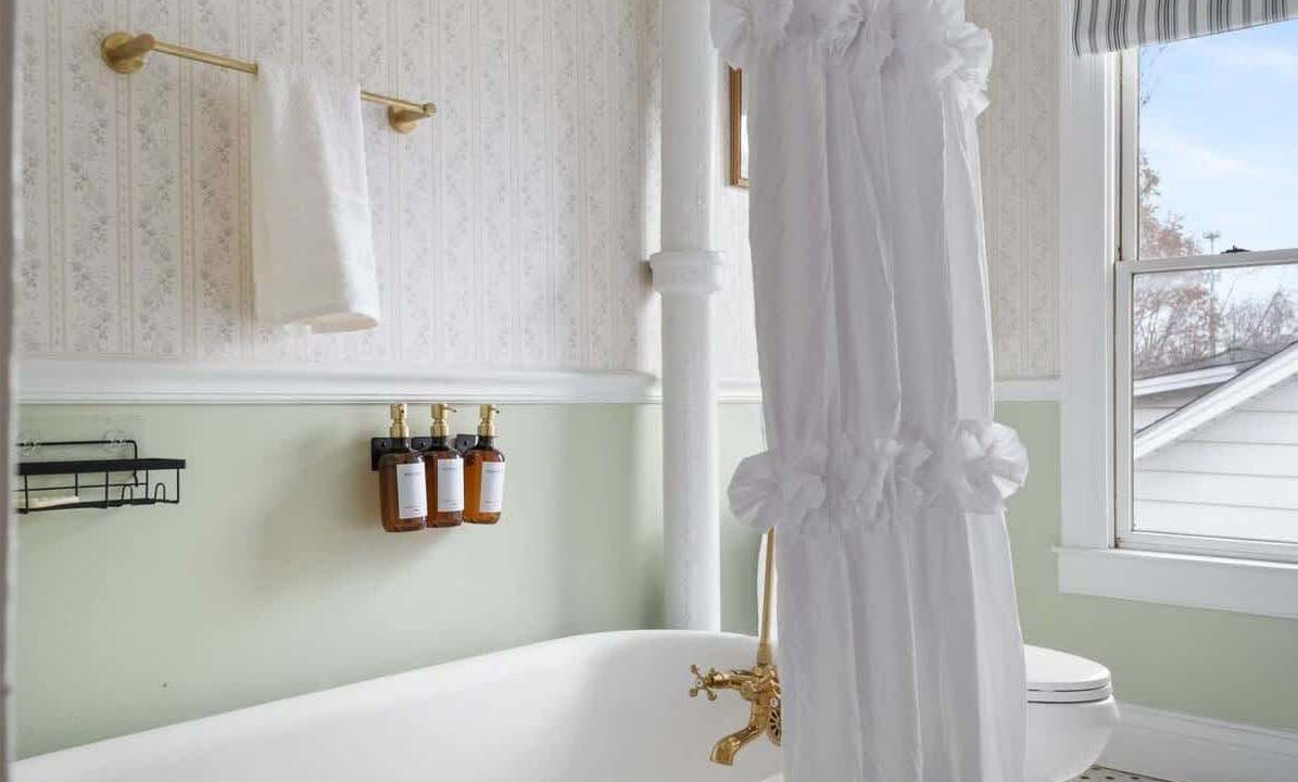 Photo of Bathroom in Beechmont