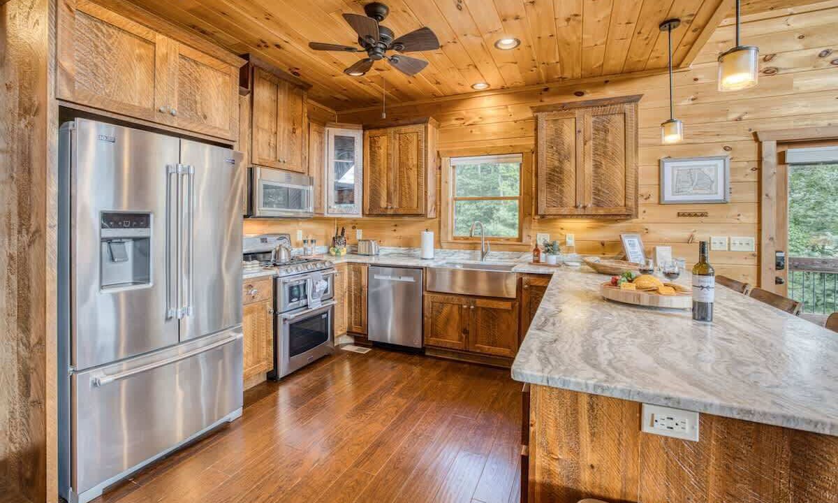 Photo of Others in Aska