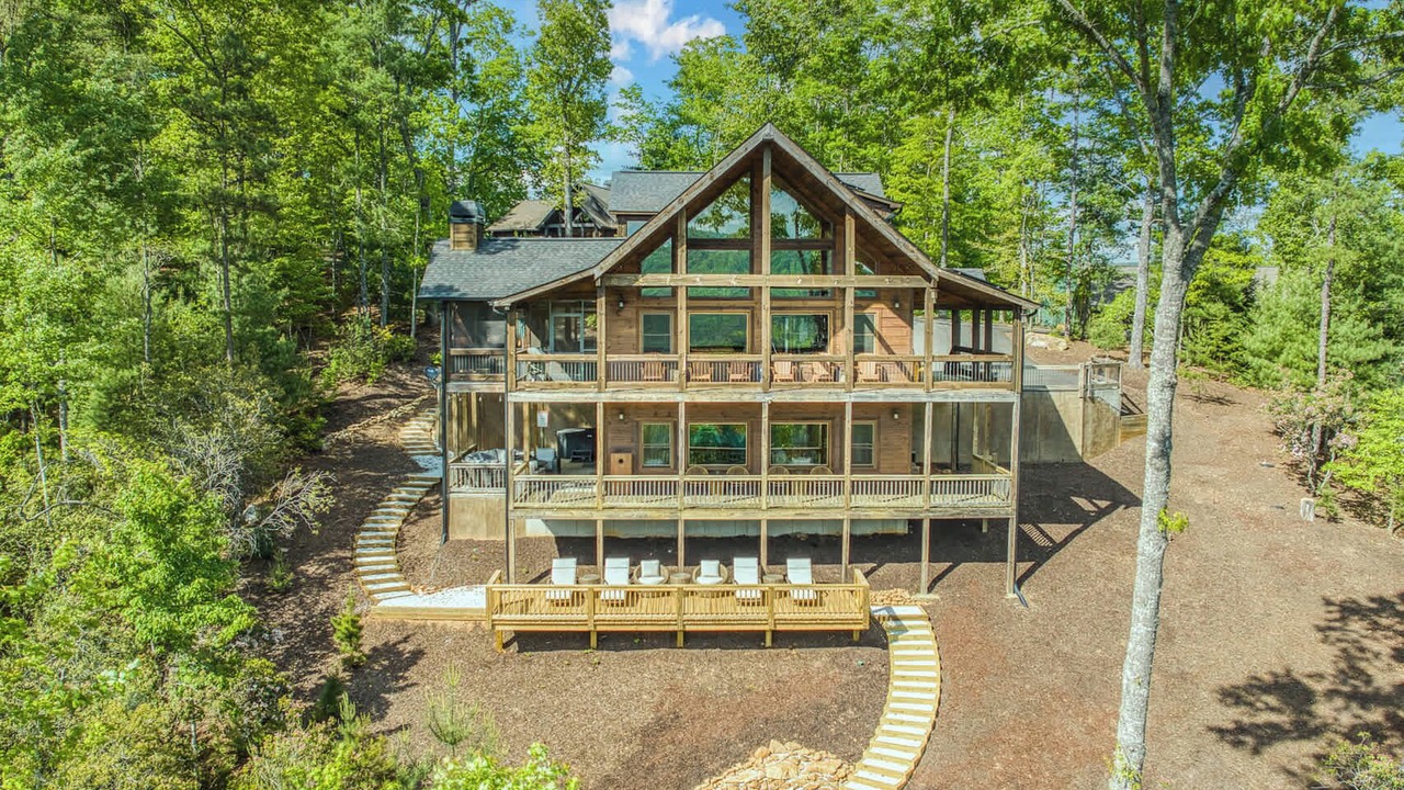 Photo of Outdoor in Aska