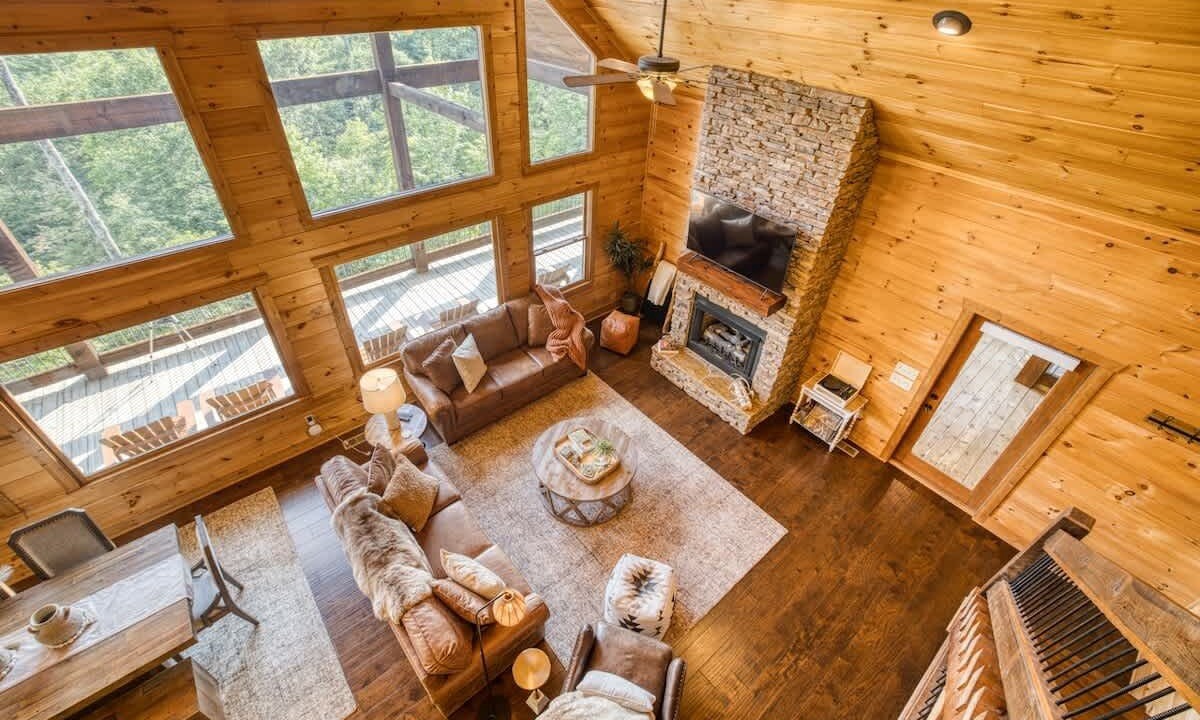 Photo of Others in Aska