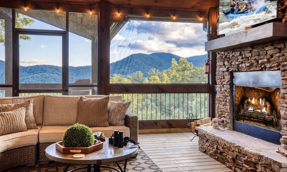 Photo of Outdoor in Aska