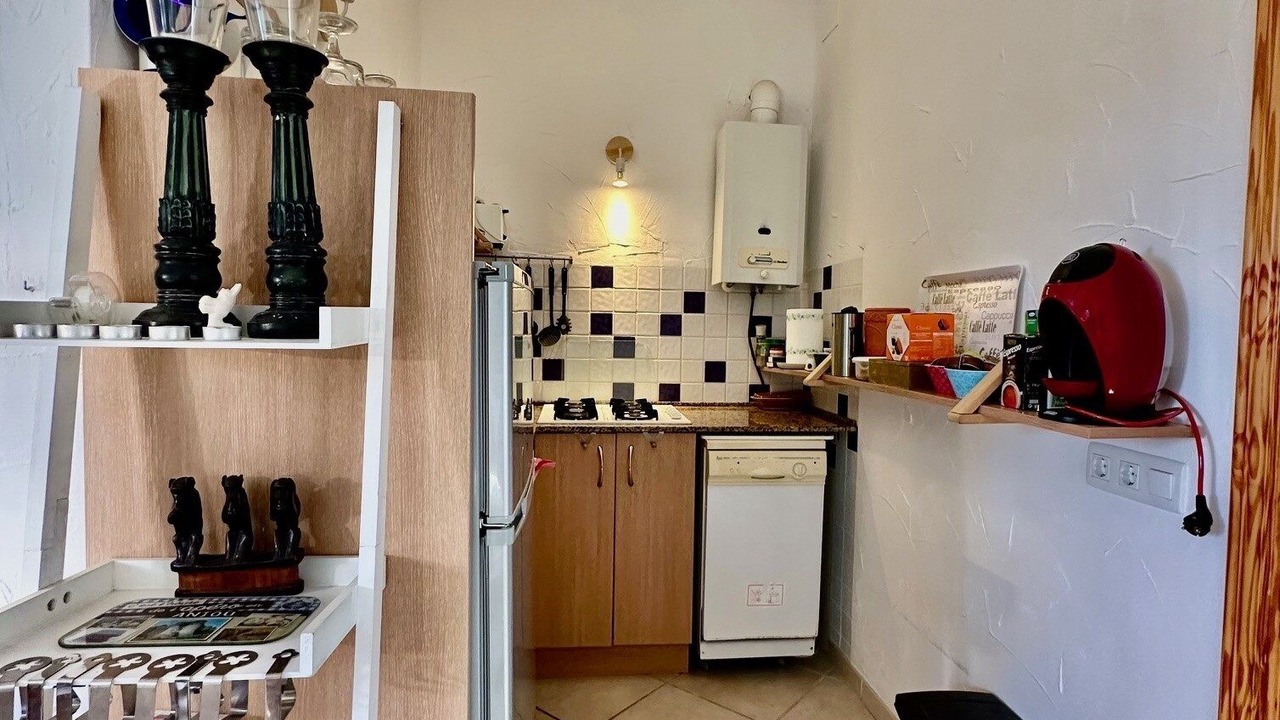 Photo of Kitchen in Calig