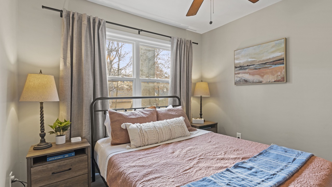 Photo of Bedroom in Prairie Village