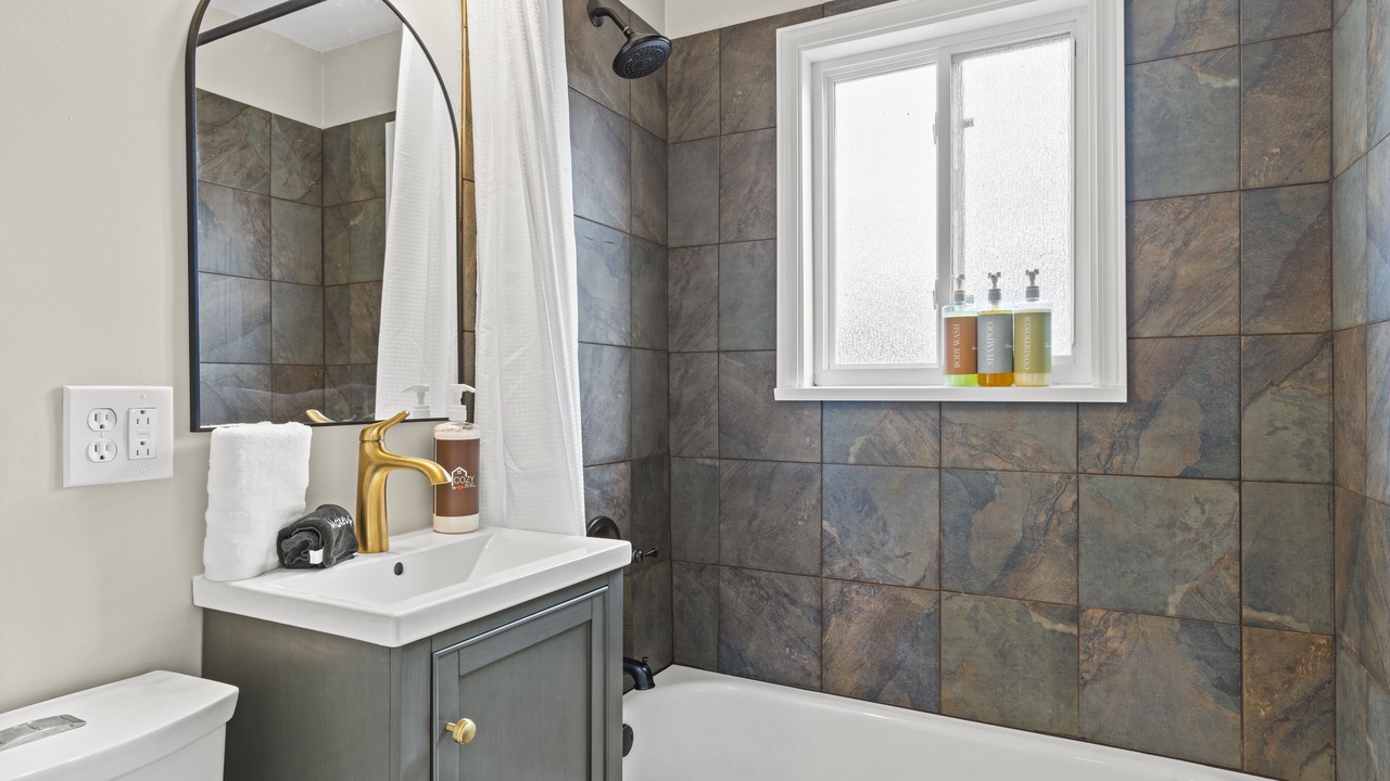 Photo of Bathroom in Prairie Village