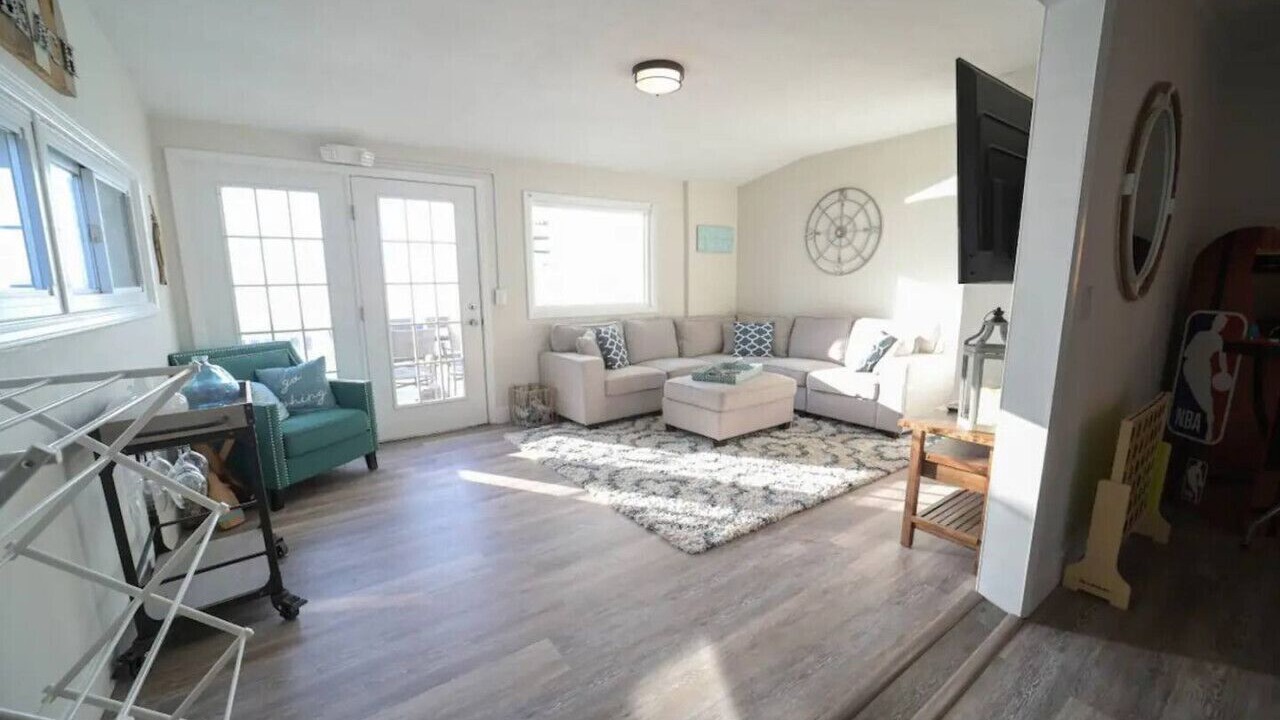 Photo of Livingroom in Sylvan Beach