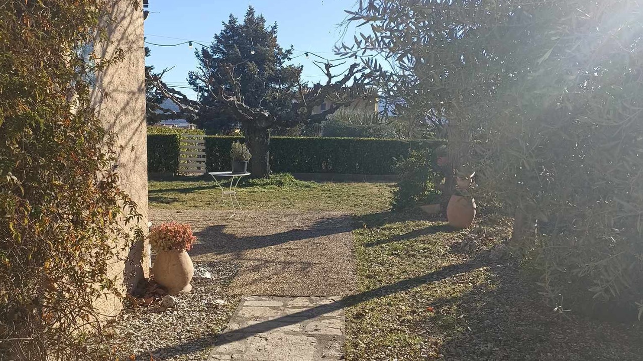 Photo of Outdoor in Villeneuve