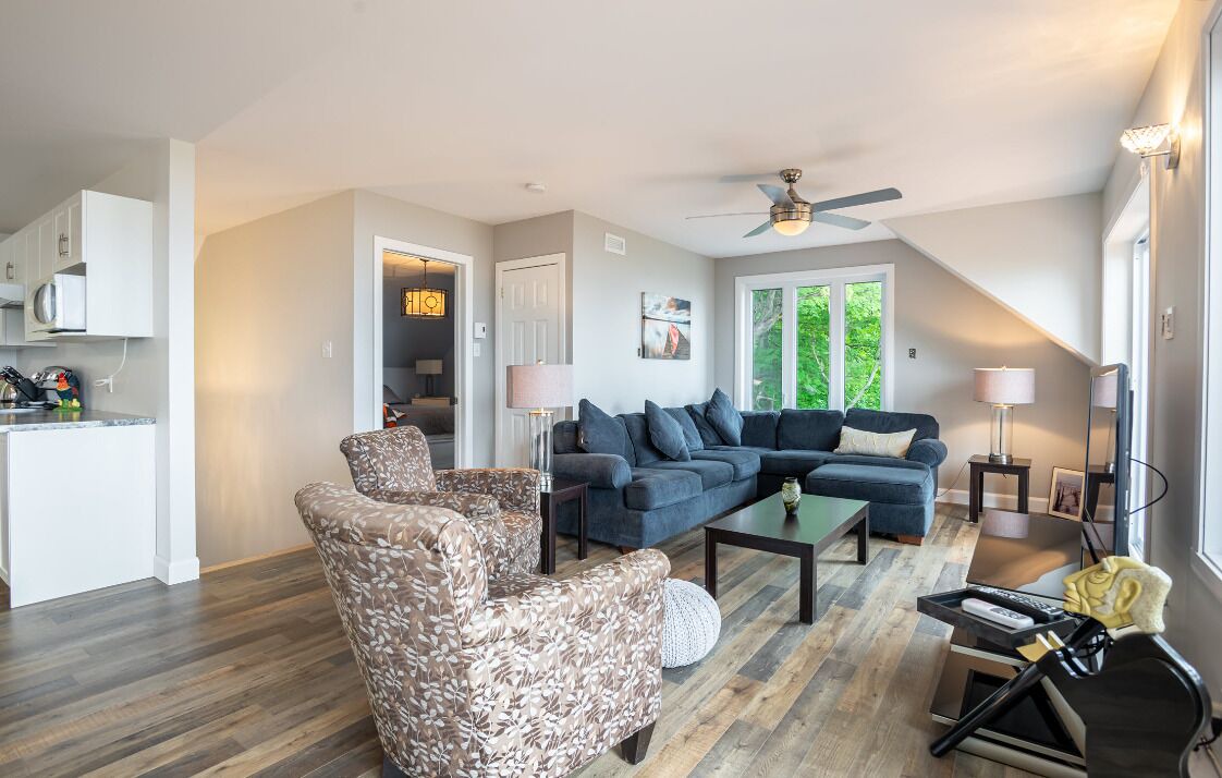 Photo of Livingroom in St-Francois-de-l'Ile-d'Orleans
