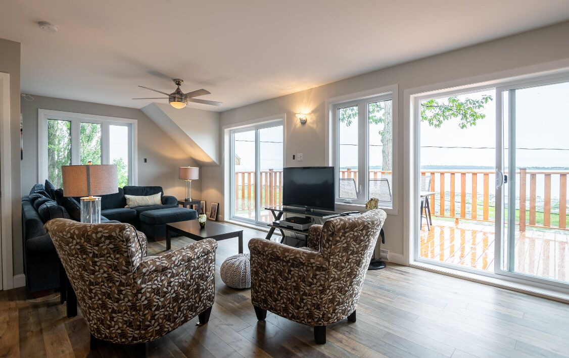 Photo of Livingroom in St-Francois-de-l'Ile-d'Orleans