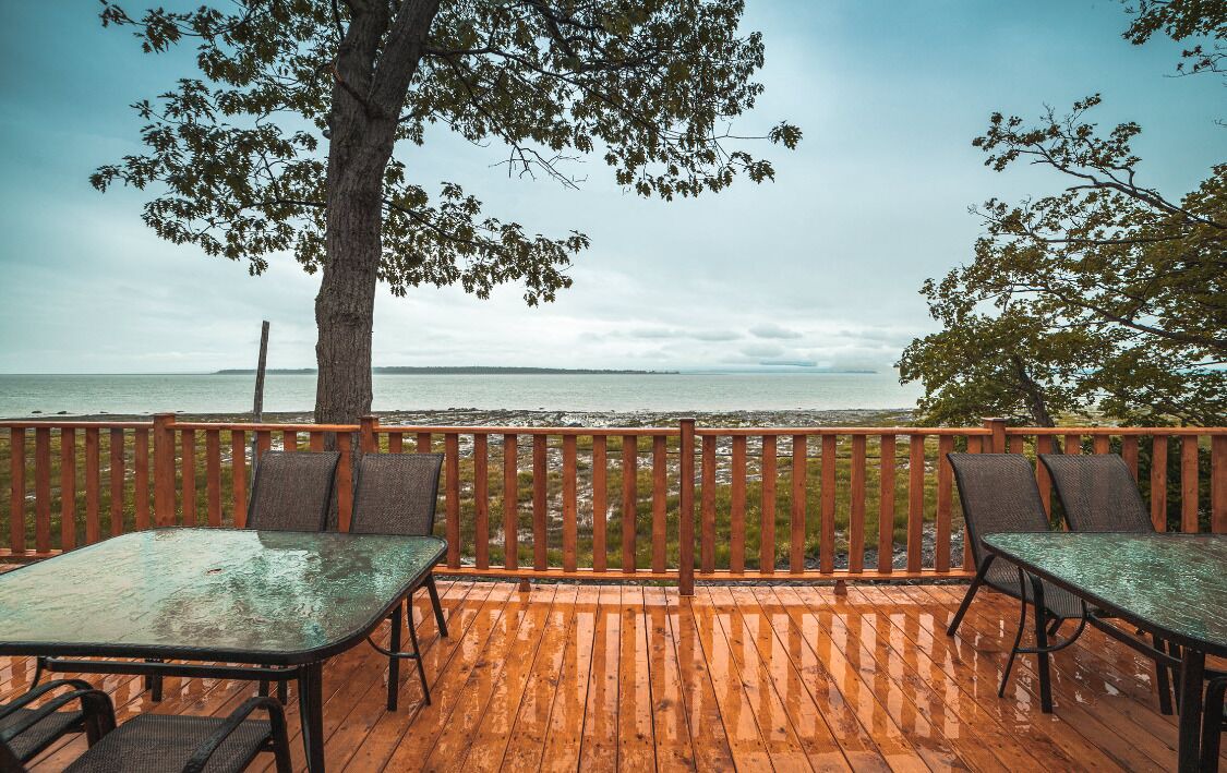 Photo of Patio Balcony in St-Francois-de-l'Ile-d'Orleans