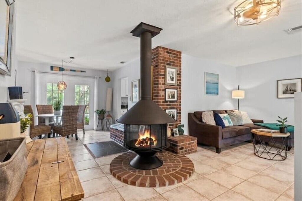 Photo of Livingroom in Sarasota Springs