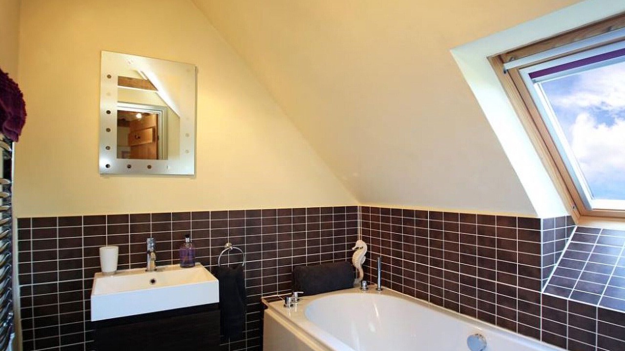 Photo of Bathroom in Faversham