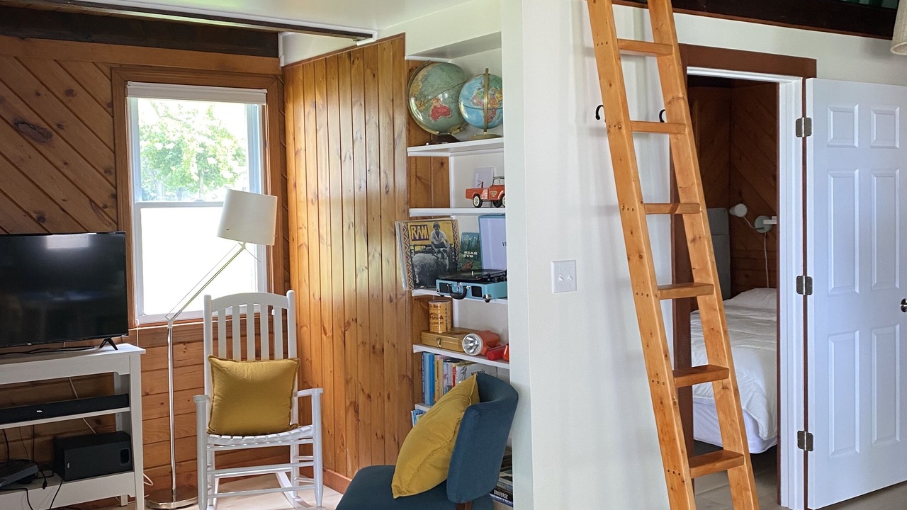 Photo of Bedroom in Town of Somerset