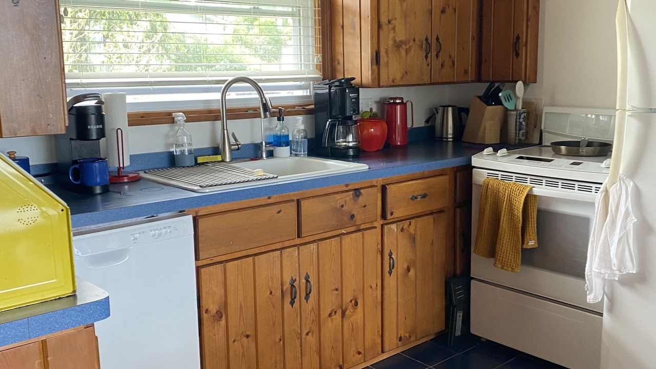 Photo of Kitchen in Town of Somerset