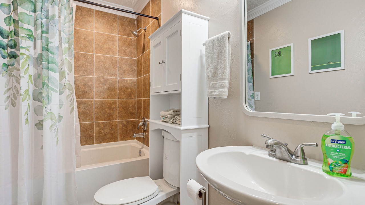 Photo of Bathroom in Theodore