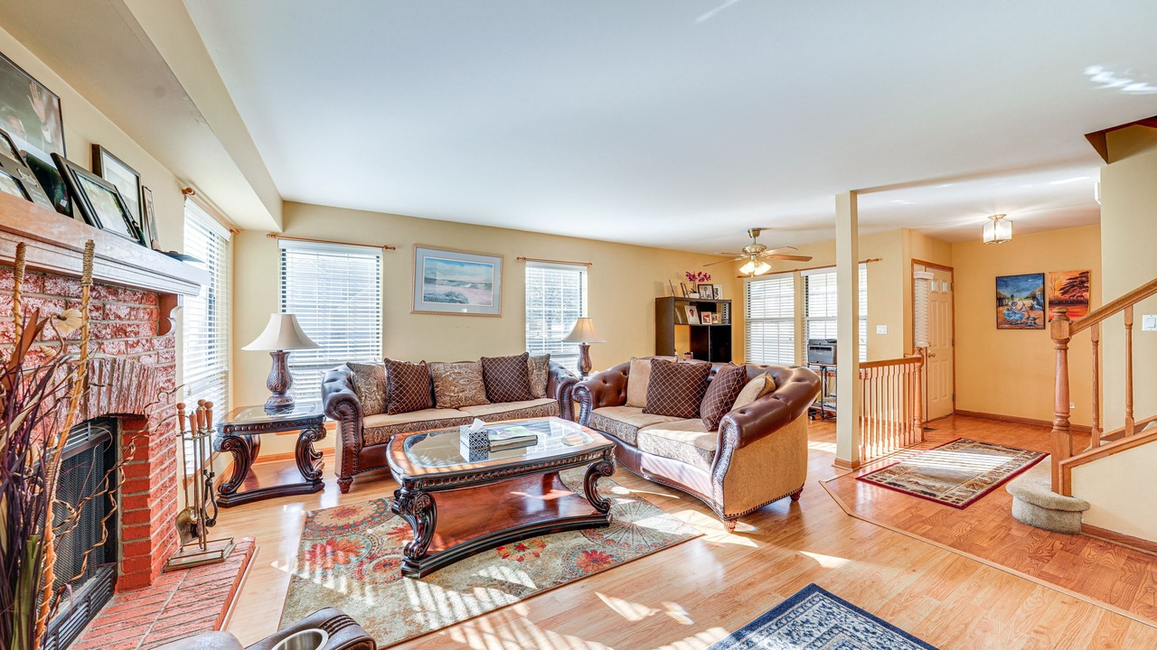 Photo of Livingroom in Bloomingdale
