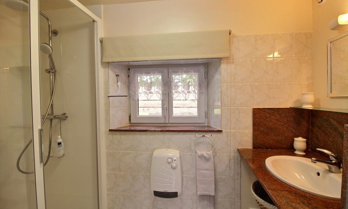 Photo of Bathroom in Cavan