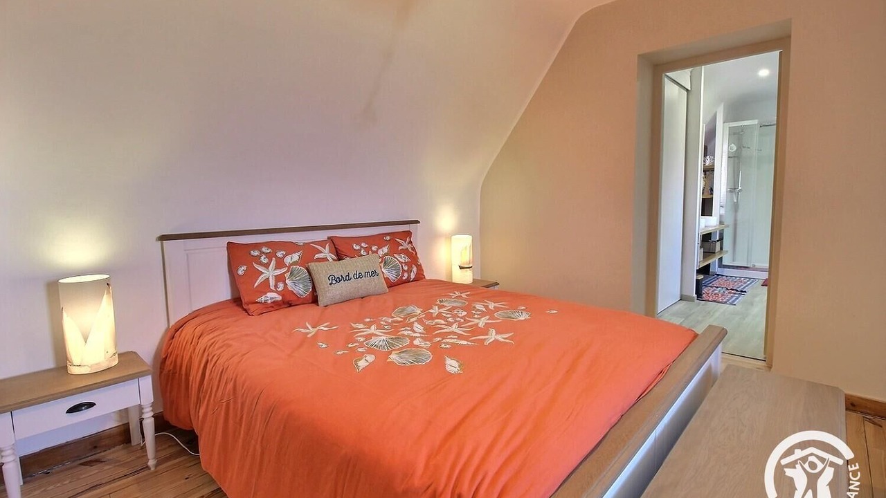 Photo of Bedroom in Trevou-Treguignec