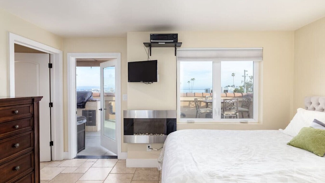 Photo of Bedroom in Westside Santa Cruz