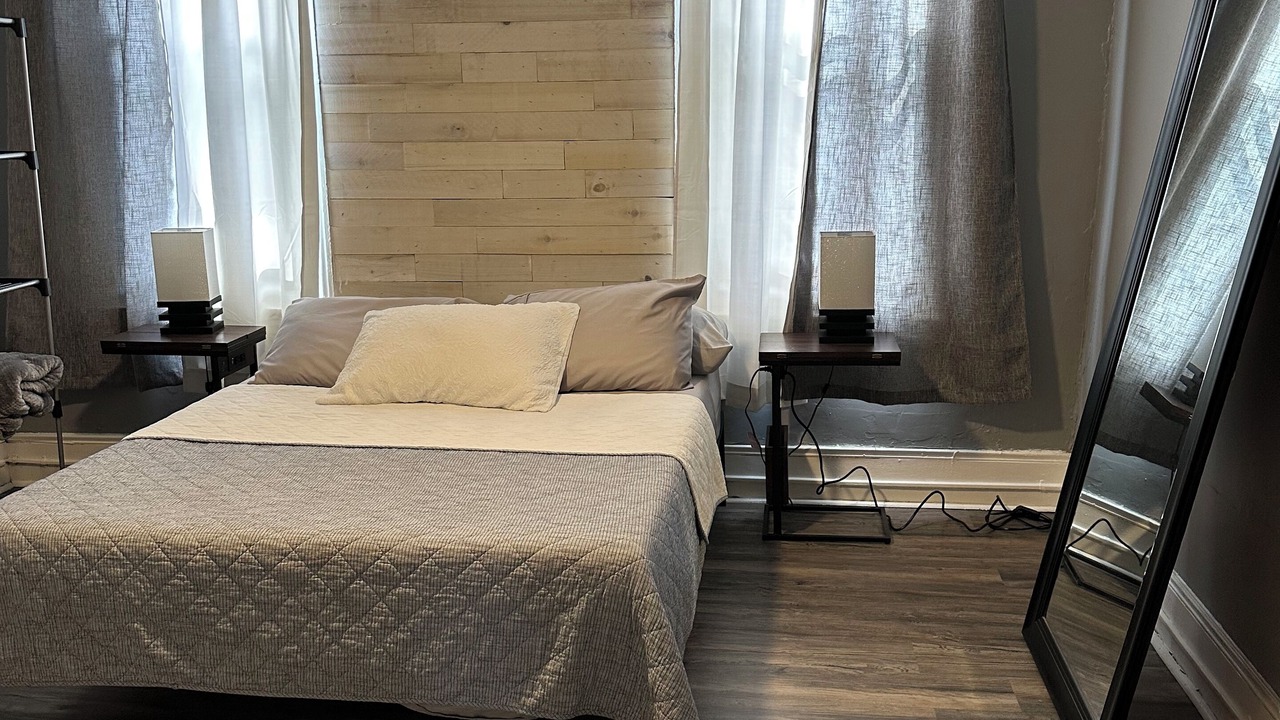 Photo of Bedroom in Point Breeze