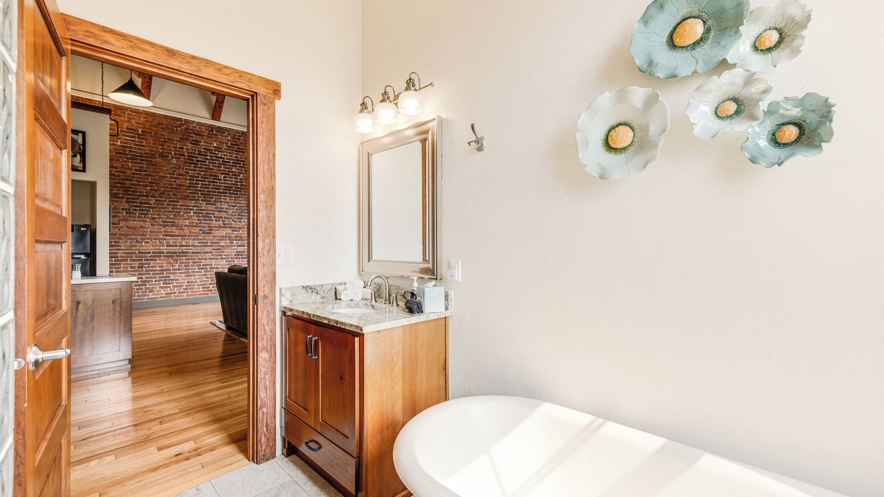 Photo of Bathroom in Amity