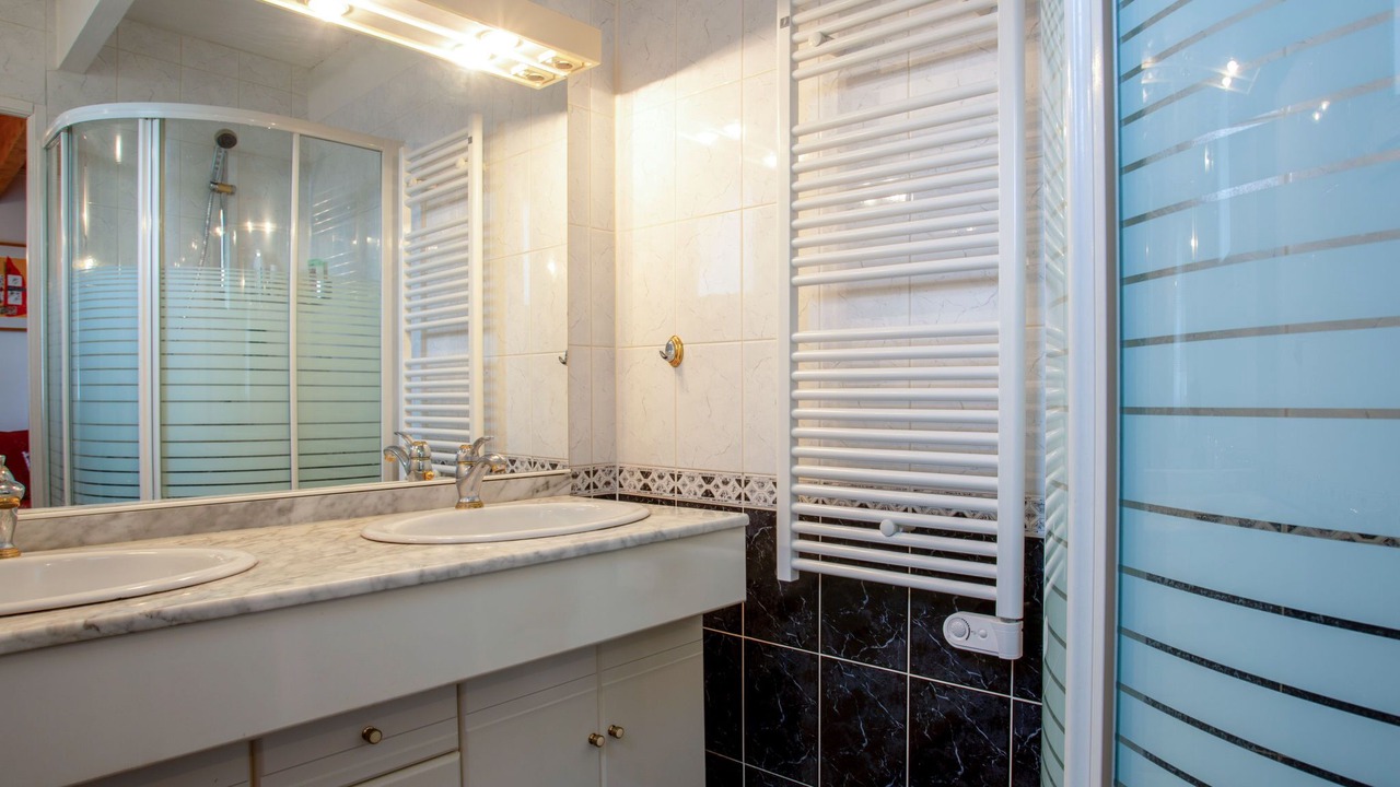 Photo of Bathroom in La Bernerie-en-Retz