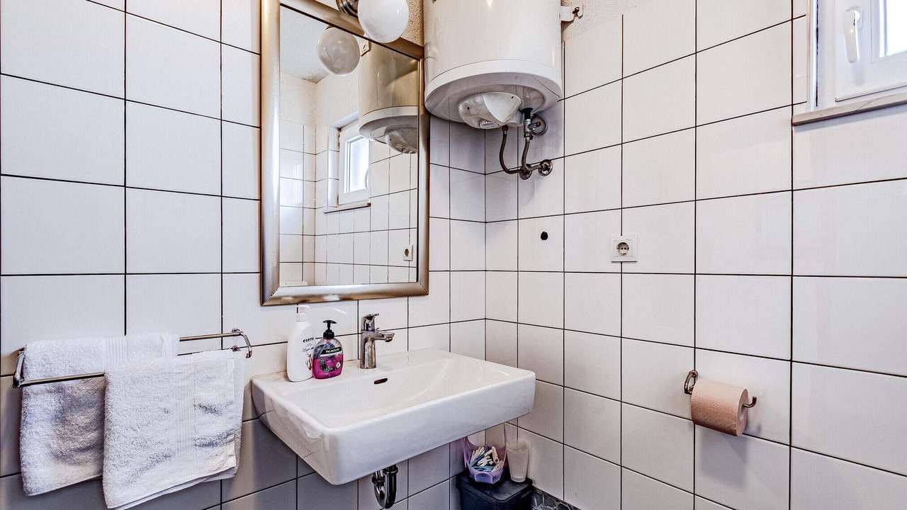 Photo of Bathroom in Jelsa