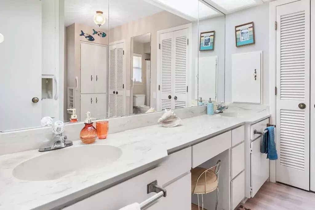 Photo of Bathroom in Leisure Land