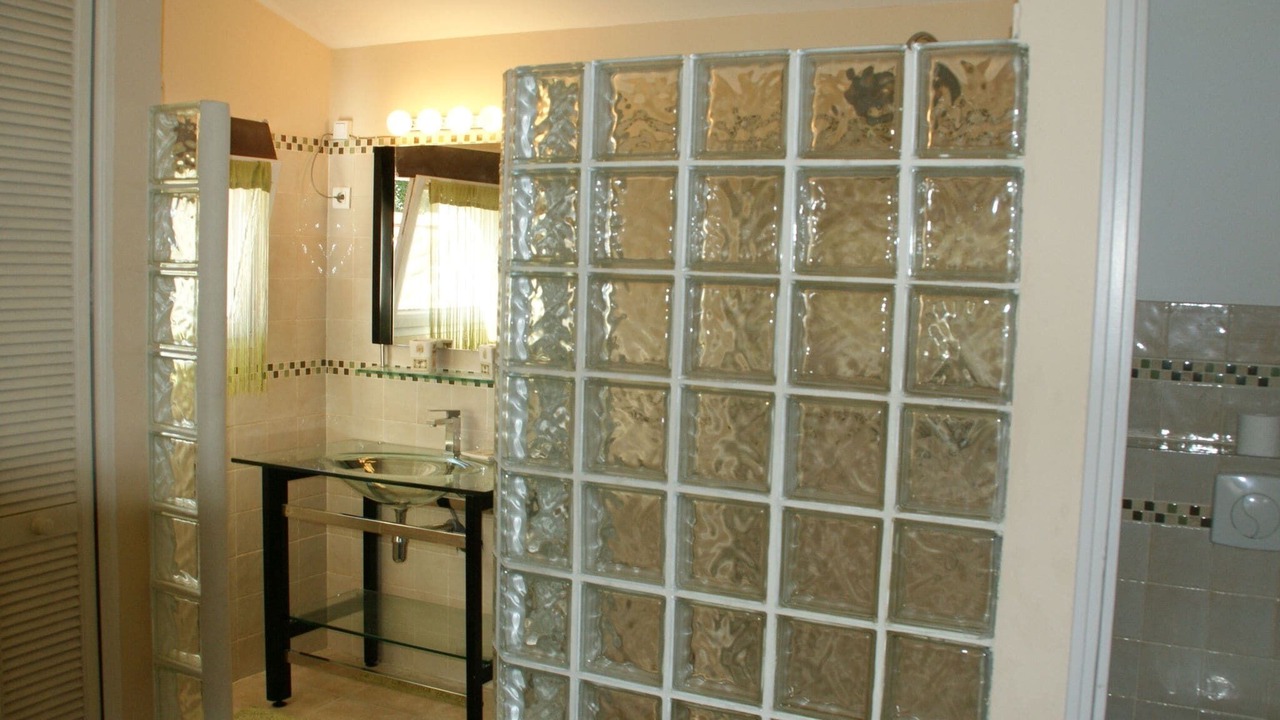 Photo of Bathroom in Reillanne