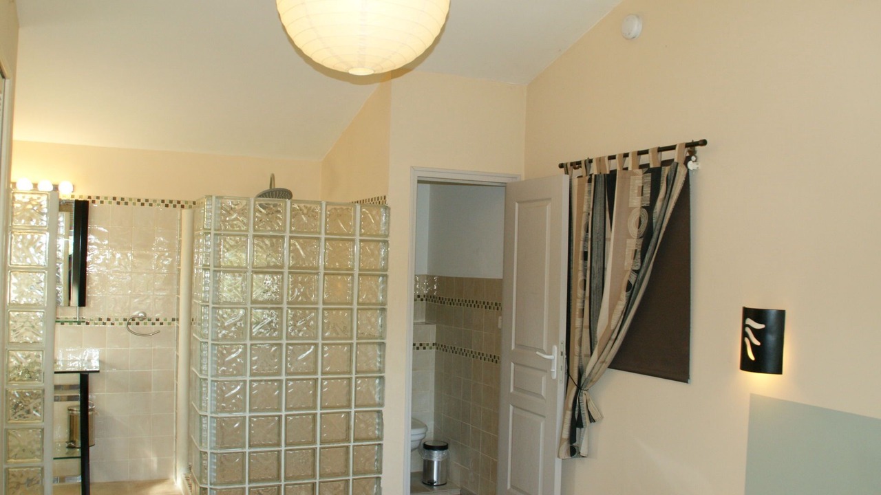 Photo of Bathroom in Reillanne
