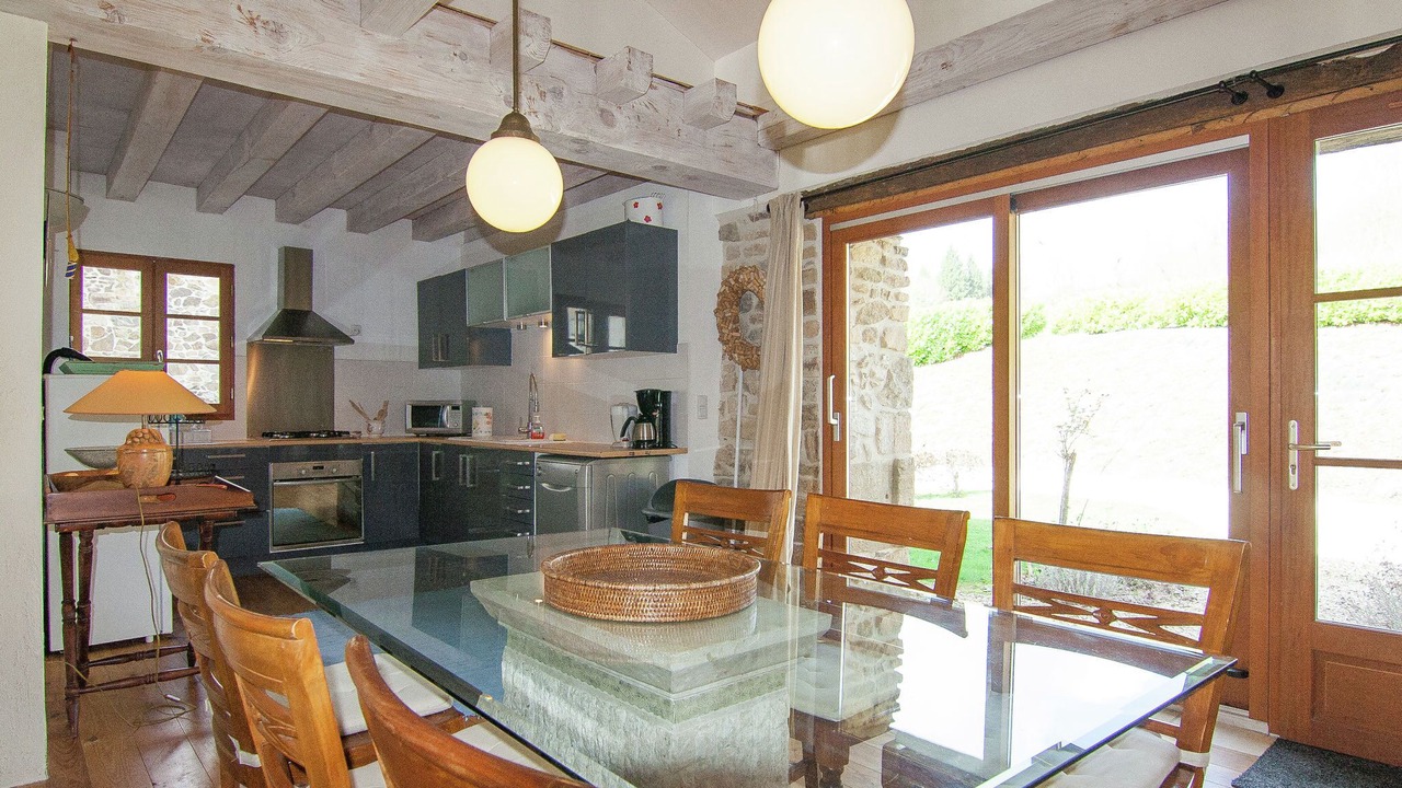 Photo of Livingroom in Roussines