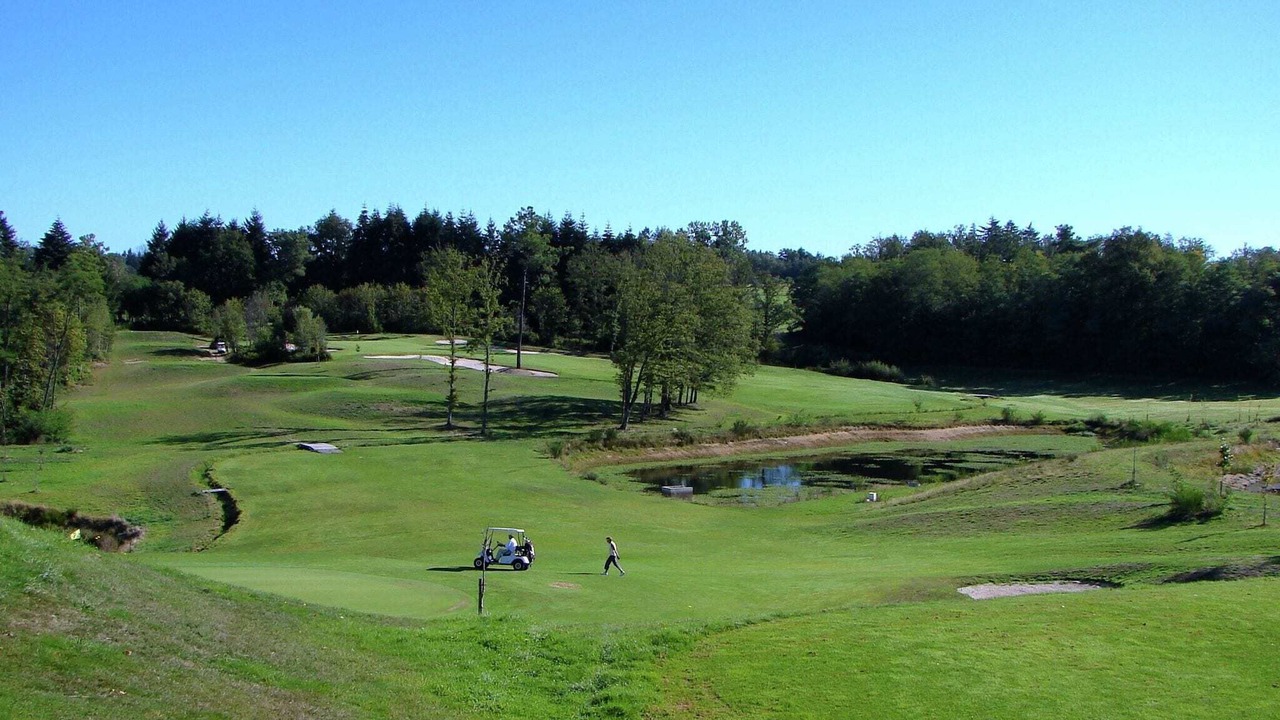 Photo of Others in Roussines