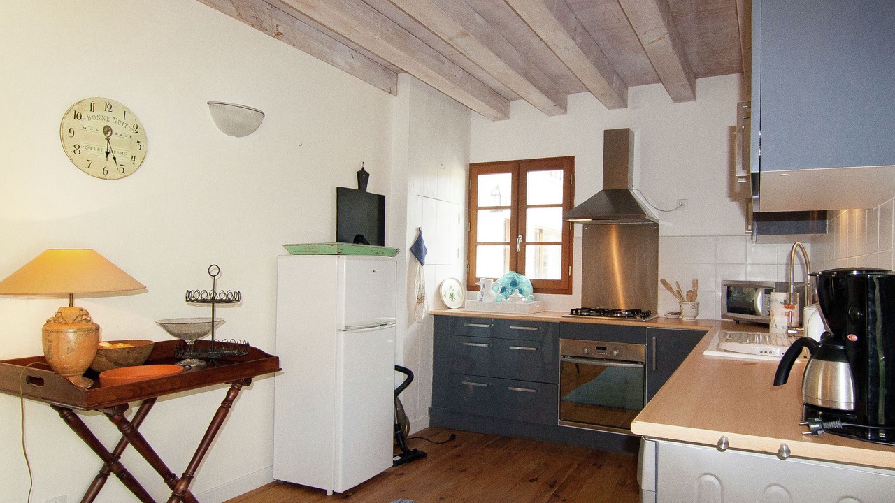 Photo of Others in Roussines