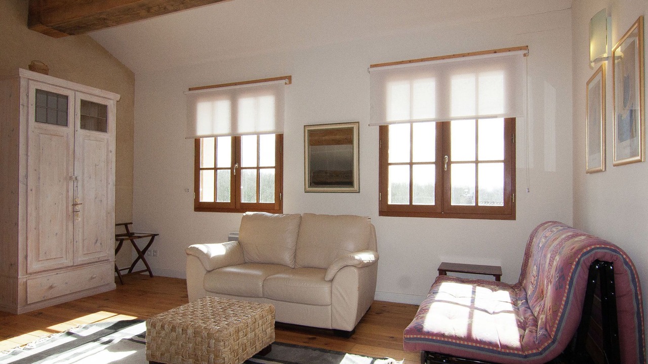 Photo of Others in Roussines