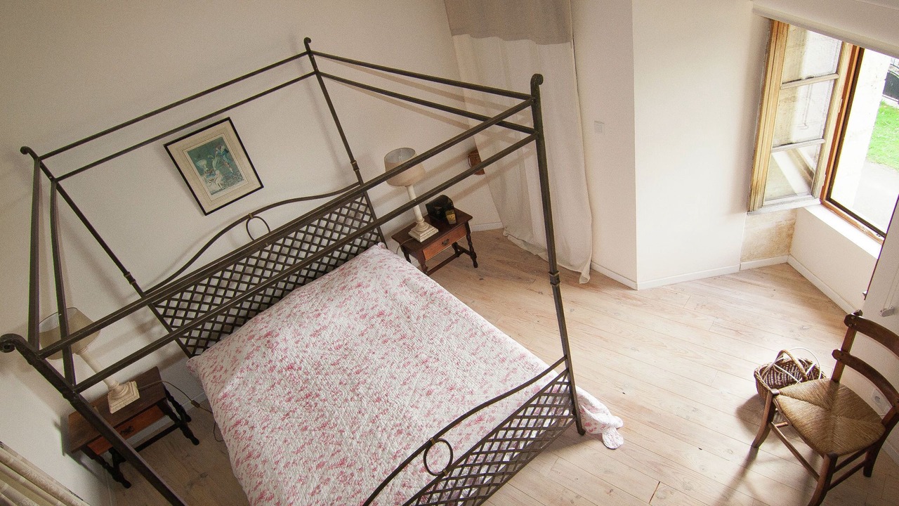 Photo of Others in Roussines