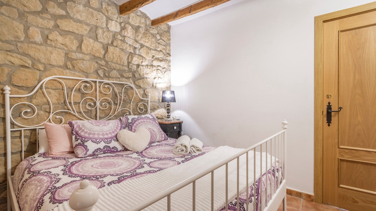 Photo of Bedroom in Maials