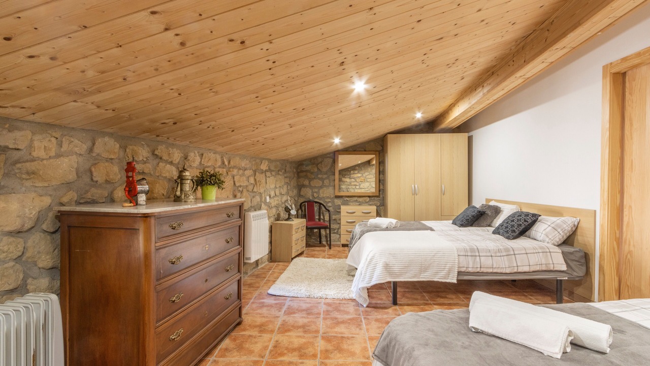 Photo of Bedroom in Maials