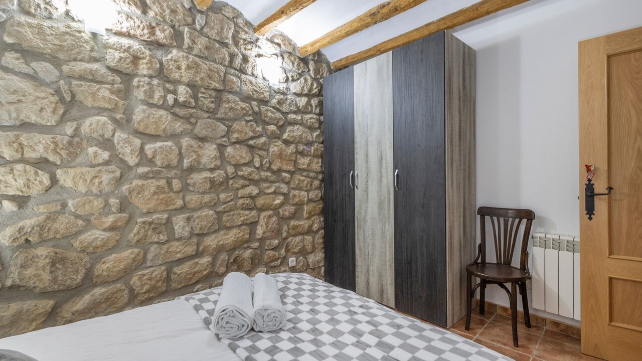 Photo of Bedroom in Maials
