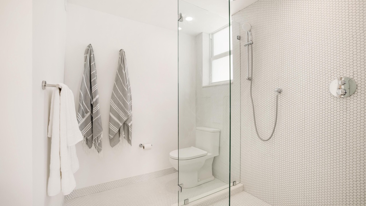 Photo of Bathroom in Bay Harbor Islands