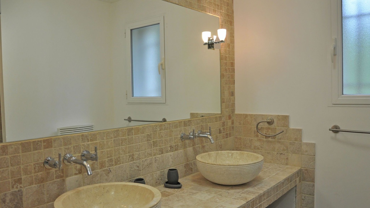 Photo of Bathroom in Saint-Ambroix