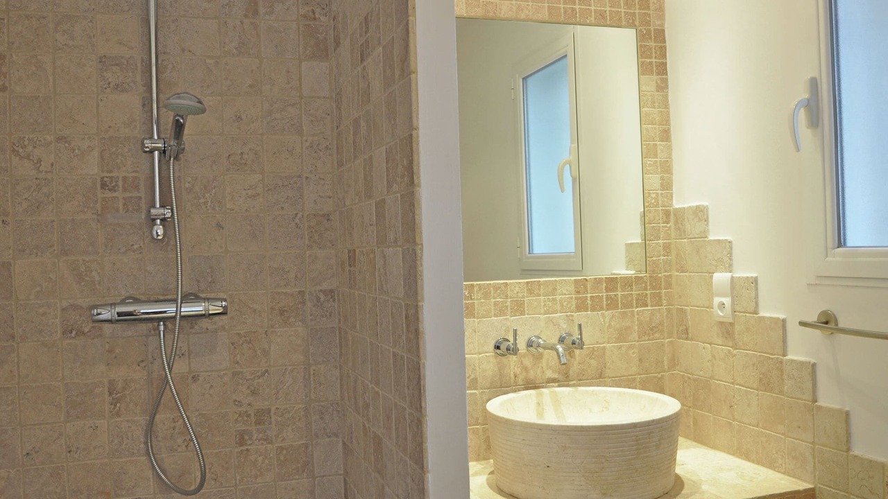 Photo of Bathroom in Saint-Ambroix