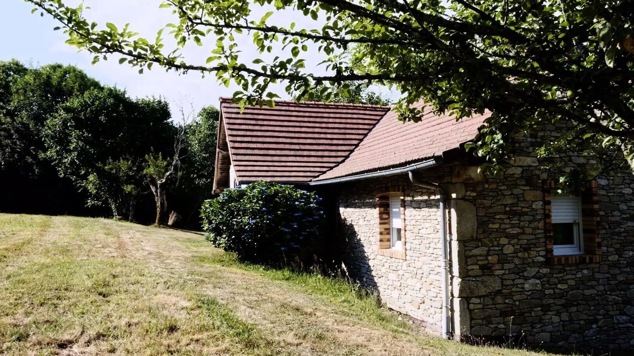 Photo of Outdoor in Sainte-Fortunade