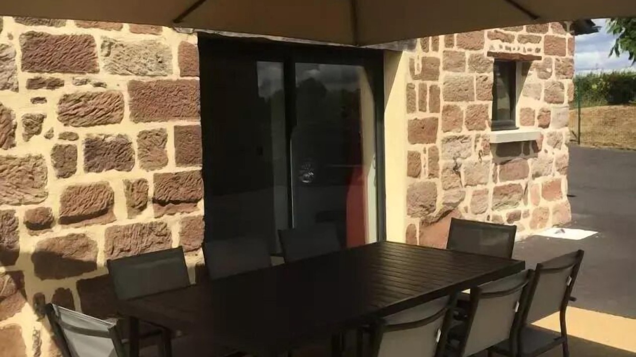 Photo of Outdoor in Saint-Cyr-la-Roche
