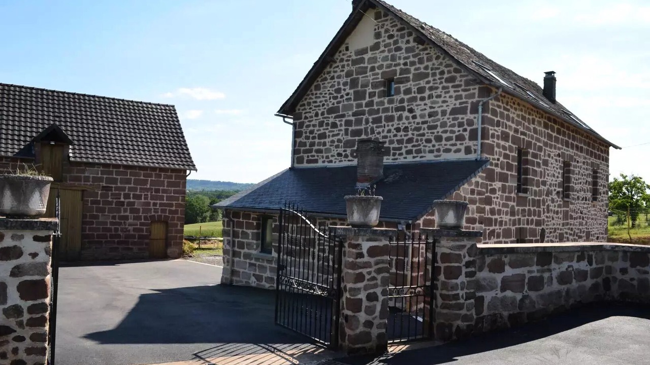 Photo of Outdoor in Saint-Cyr-la-Roche